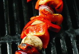 Приготовление грибов в томатном соусе на углях